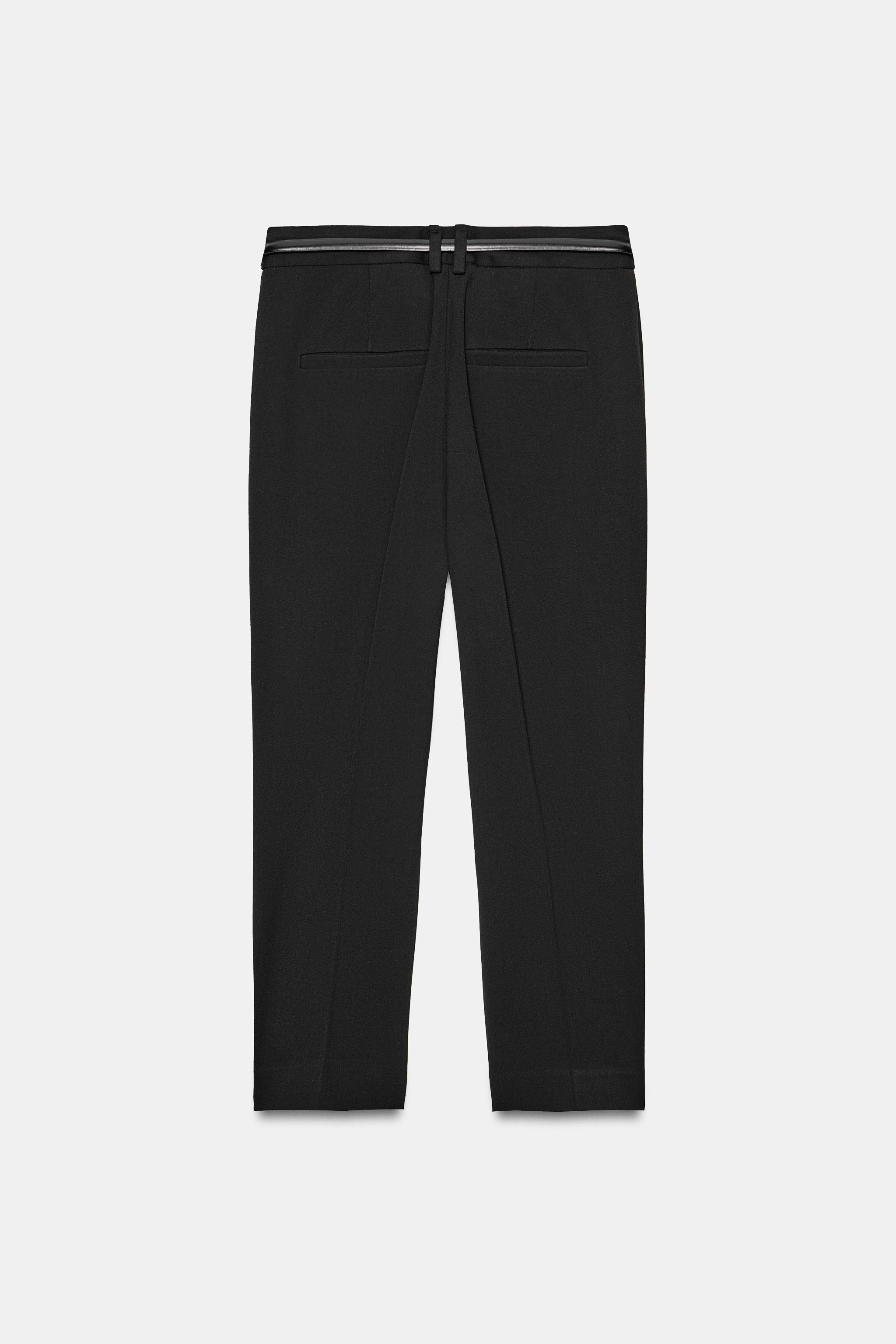 PANTALON CAPRI À CEINTURE